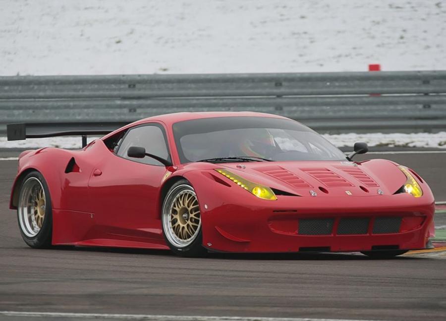  Ferrari 458 Italia GTC 2011 года  (фото 26 из 28)